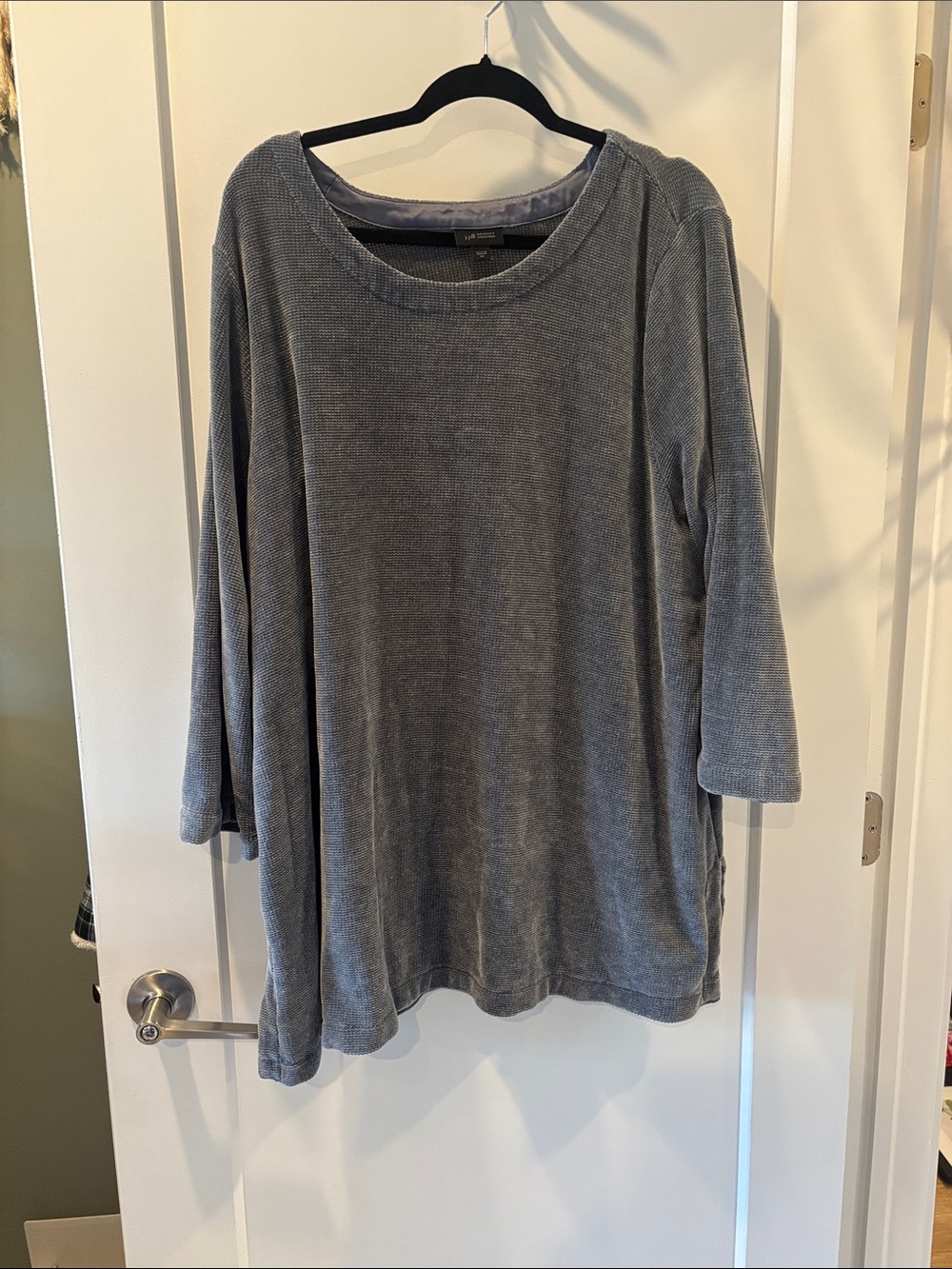 Relaxed Fit Women's Long Sleeve Tunic Top - Grey